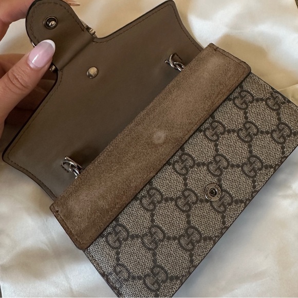 GUCCI DIONYSUS GG SUPREME SUPER MINI (Authentic) - Picture 8 of 16